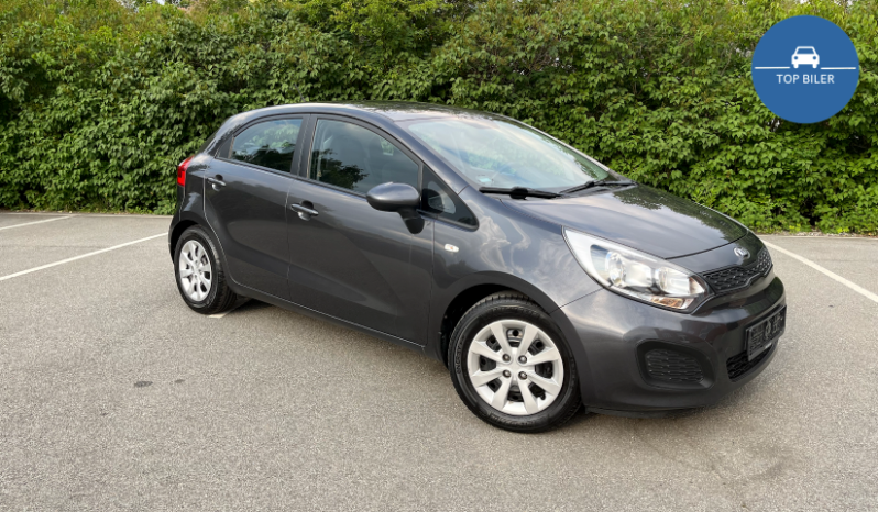 
								Kia Rio full									