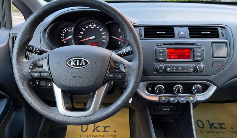 
								Kia Rio full									