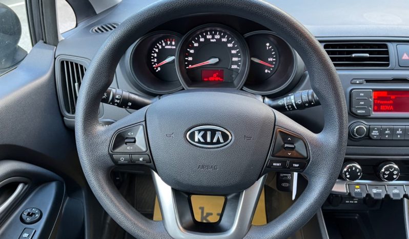 
								Kia Rio full									