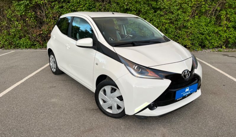 
								Toyota Aygo full									