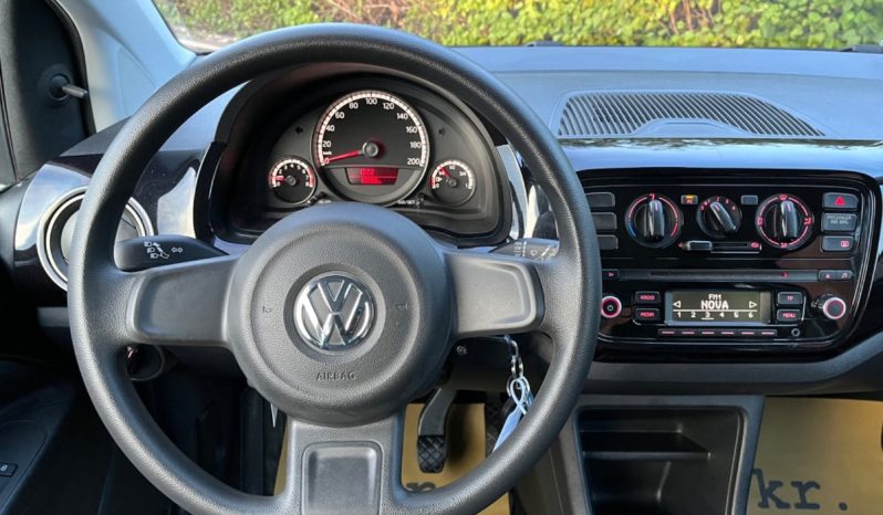 
								VW Up full									