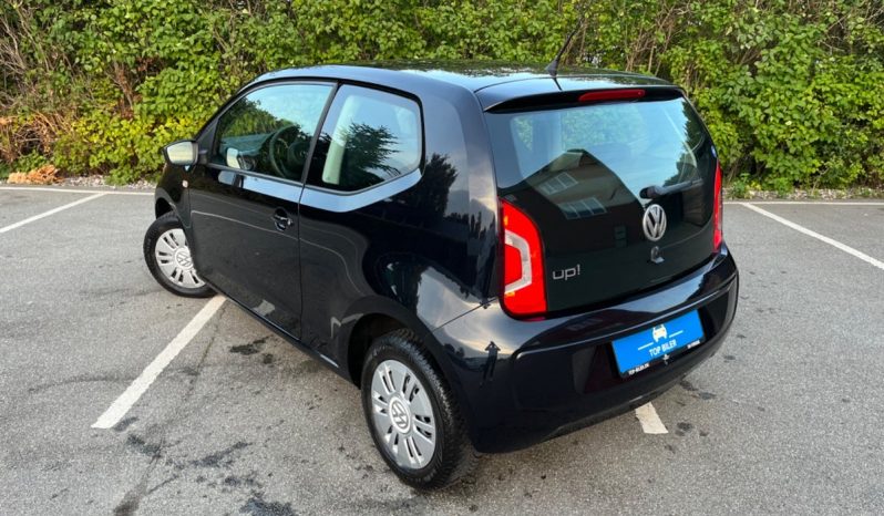 
								VW Up full									