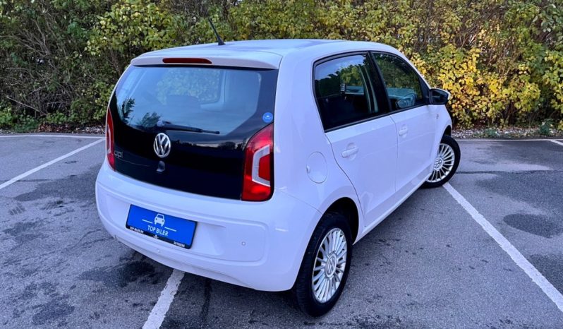 
								VW Up full									