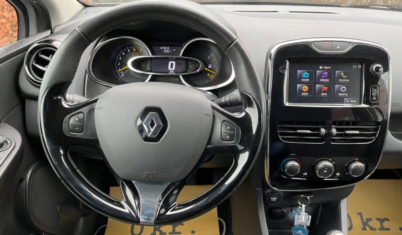 
								Renault Clio IV full									