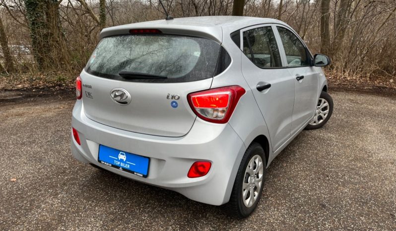 
								Hyundai i10 full									