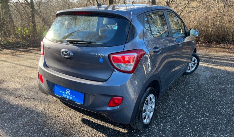 
								Hyundai i10 full									