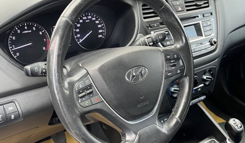 
								Hyundai i20 1,25 Life+ 5d full									