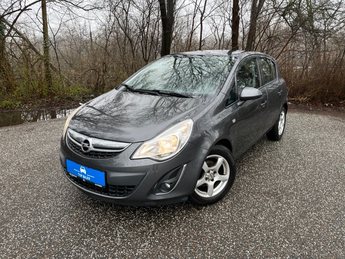 Opel Corsa 1,2 16V Cosmo aut. 5d