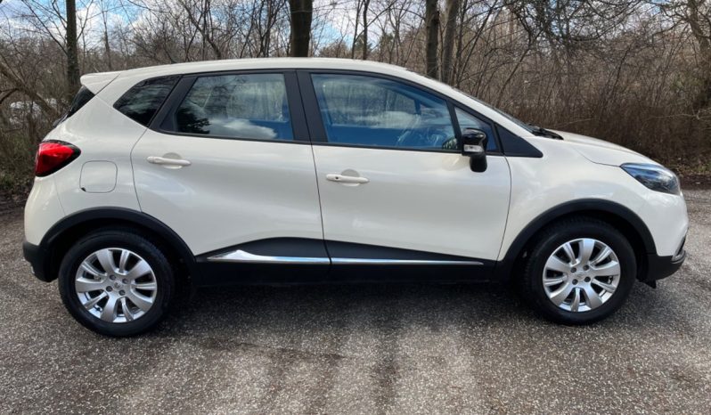 
								Renault Captur 0,9 TCe 90 Dynamique 5d full									