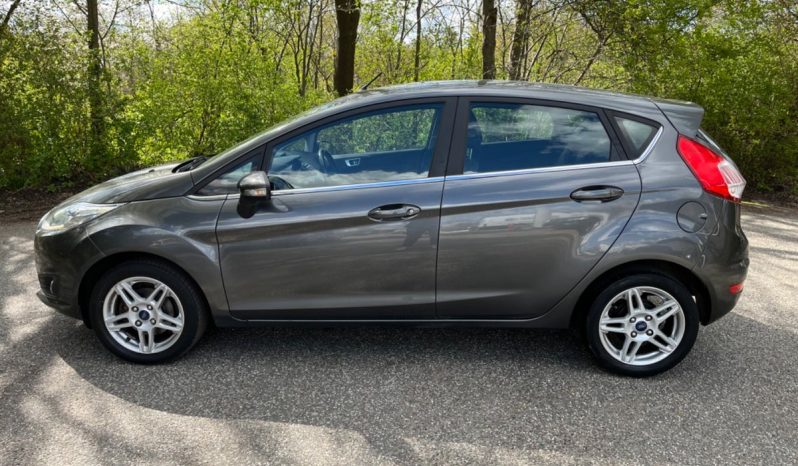 
								Ford Fiesta 1,0 SCTi 100 Titanium 5d full									