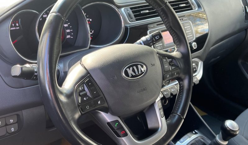 
								Kia Rio 1,2 CVVT Premium 5d full									