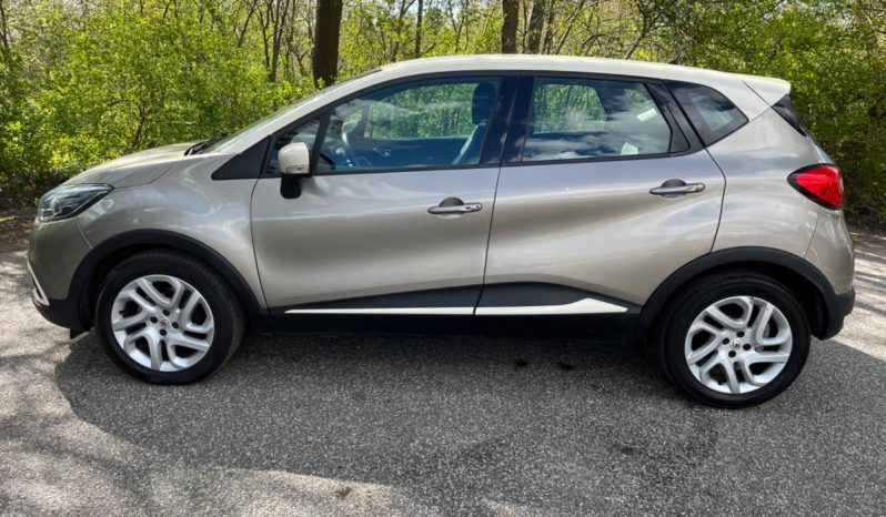 
								Renault Captur 0,9 TCe 90 Dynamique 5d full									