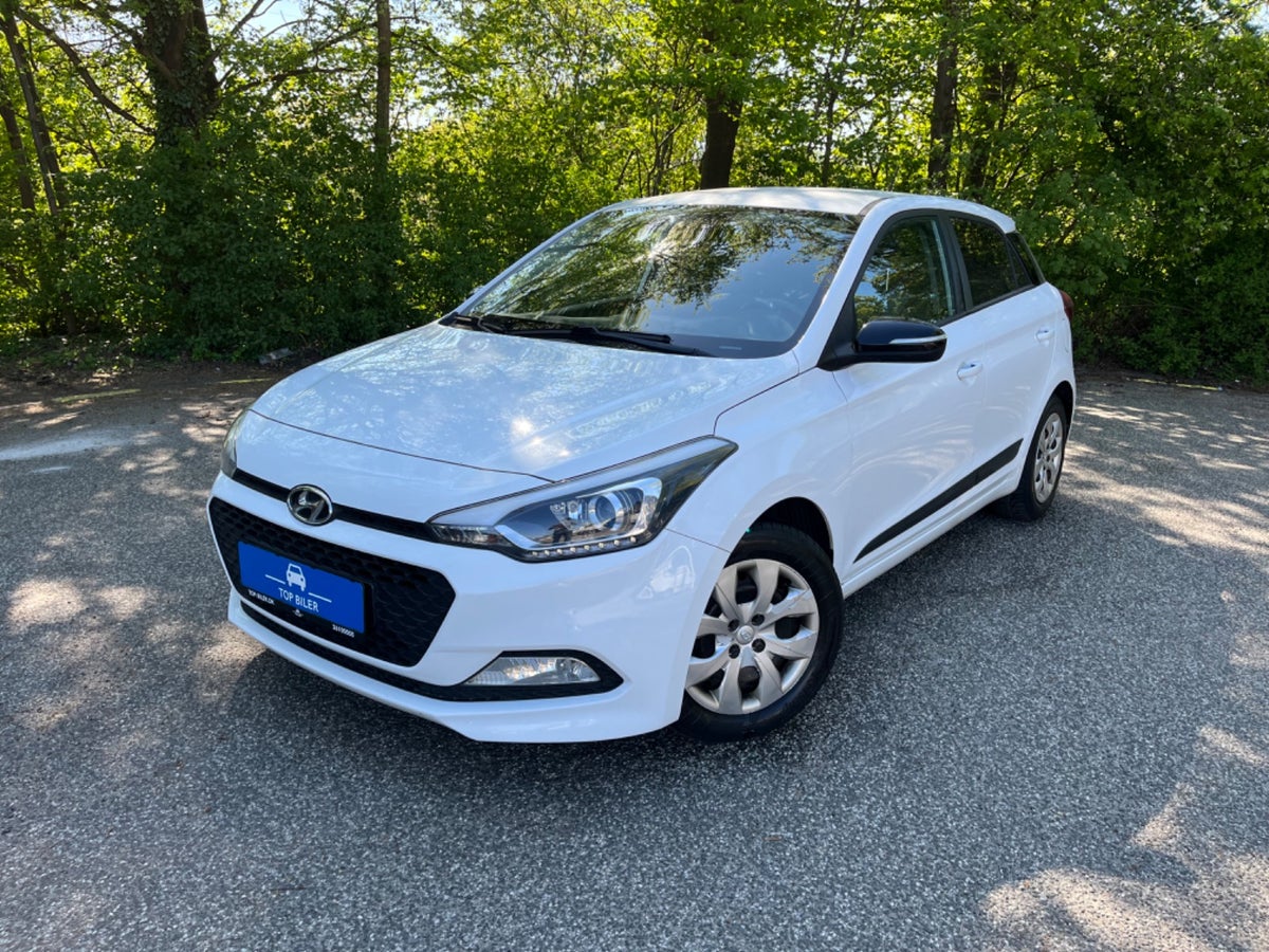 Hyundai i20 1,25 Black Line 5d