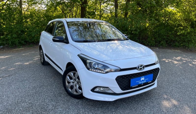 
								Hyundai i20 1,25 Black Line 5d full									