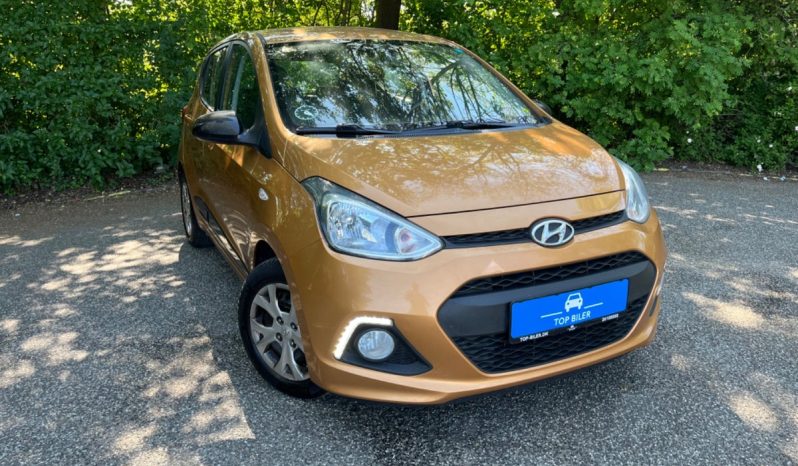 
								Hyundai i10 1,0 Black Line 5d full									