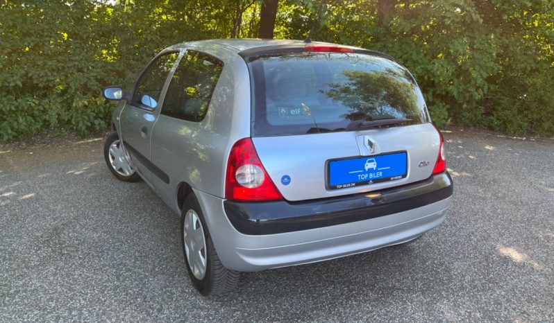 
								Renault Clio II 1,2 Authentique Comfort 3d full									