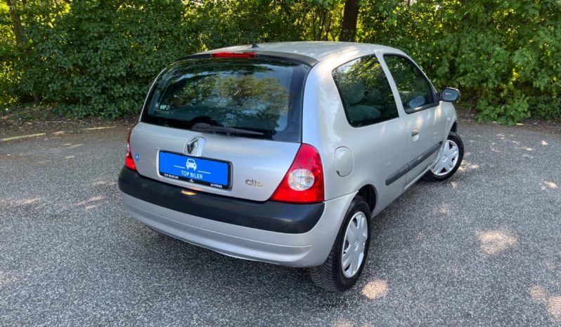 
								Renault Clio II 1,2 Authentique Comfort 3d full									