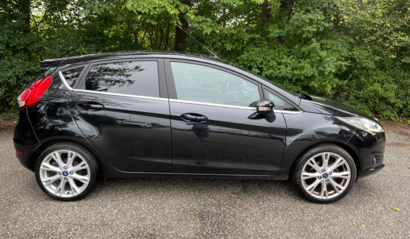 
								Ford Fiesta 1,0 SCTi 125 Titanium 5d full									