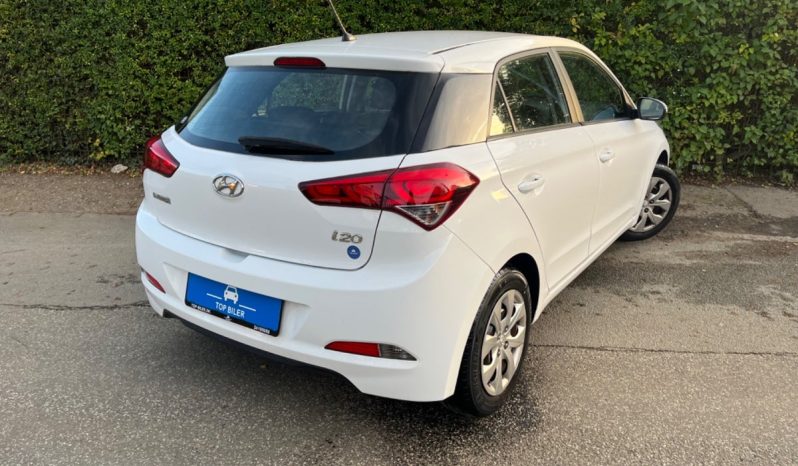 
								Hyundai i20 1,25 Passion 5d full									