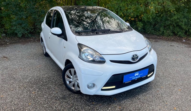 
								Toyota Aygo 1,0 VVT-i T2 Air 5d full									