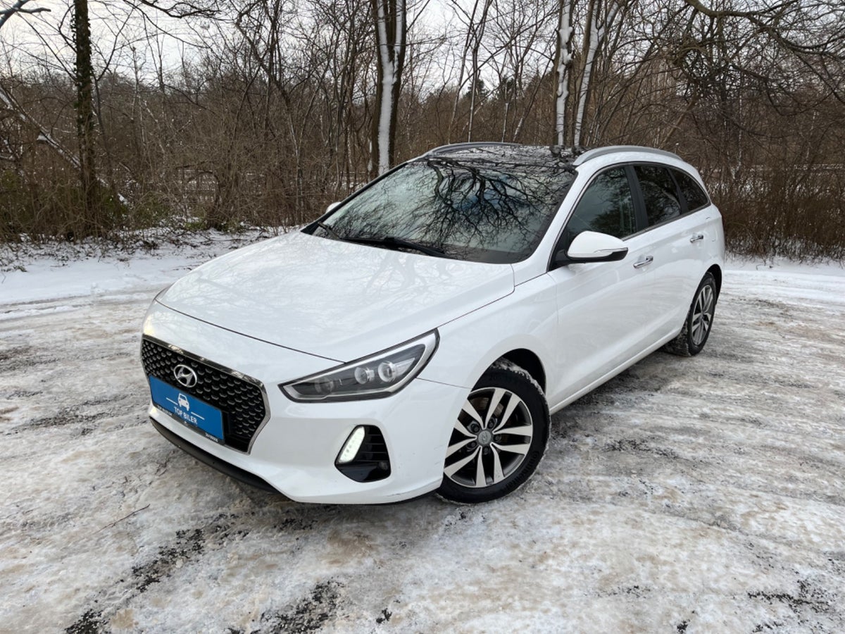 Hyundai i30 1,4 T-GDi Premium stc. DCT 5d