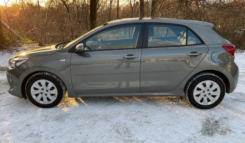 
								Kia Rio 1,0 T-GDi Advance 5d full									