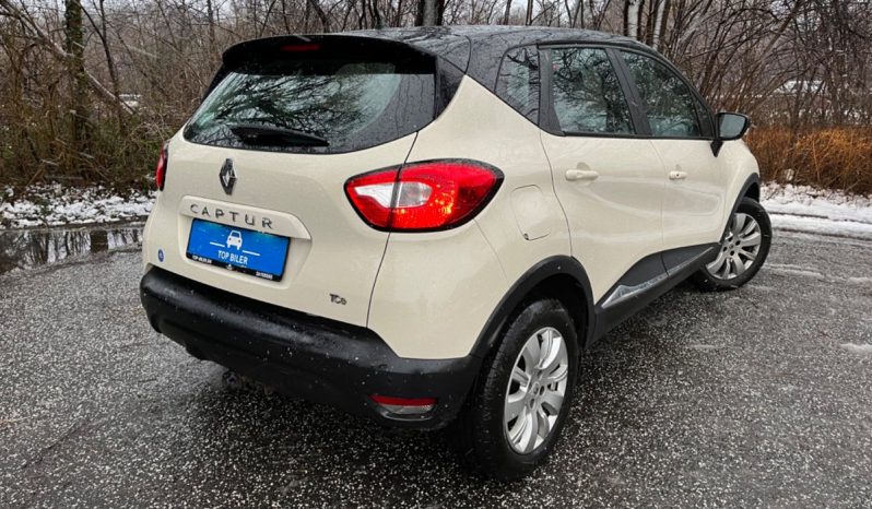 
								Renault Captur 1,2 TCe 120 Dynamique EDC 5d full									