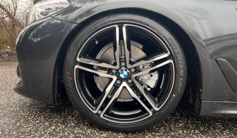 
								BMW 520d 2,0 Touring M-Sport aut. 5d full									