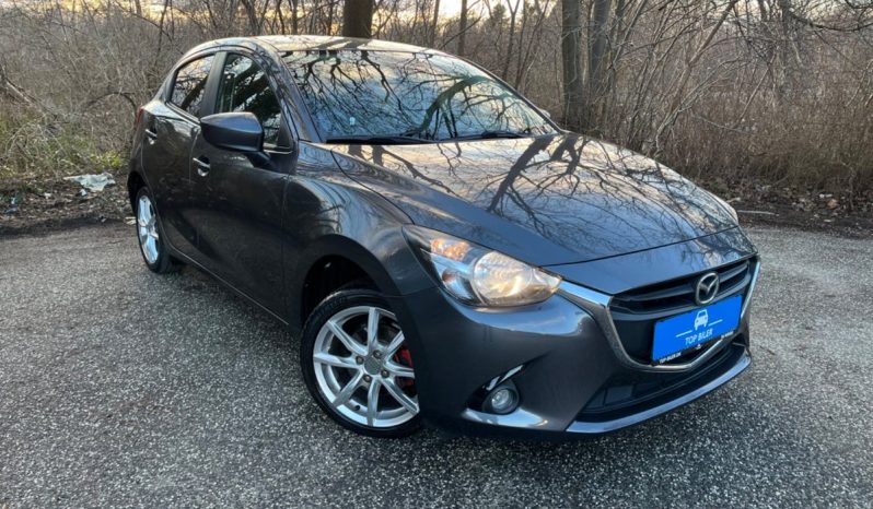 
								Mazda 2 1,5 SkyActiv-G 90 Vision 5d full									