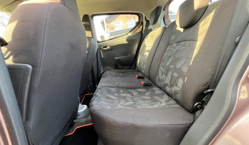 
								Suzuki Alto 1,0 GL Aircon 5d full									