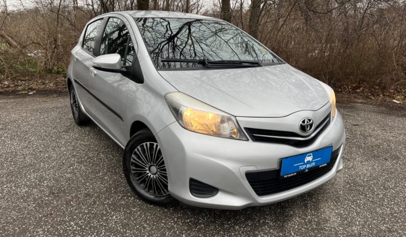 
								Toyota Yaris 1,0 VVT-i T2 Touch 5d full									