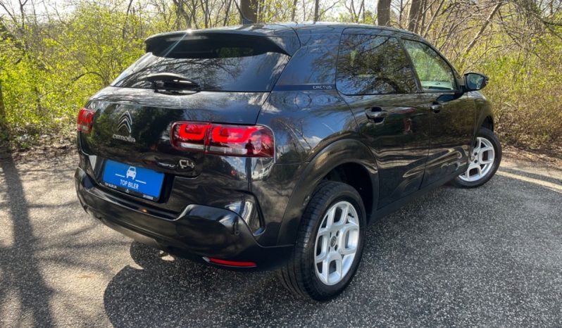 
								Citroën C4 Cactus 1,2 PureTech 110 SkyLine 5d full									