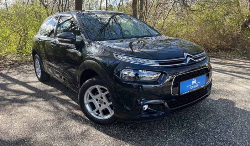 
								Citroën C4 Cactus 1,2 PureTech 110 SkyLine 5d full									