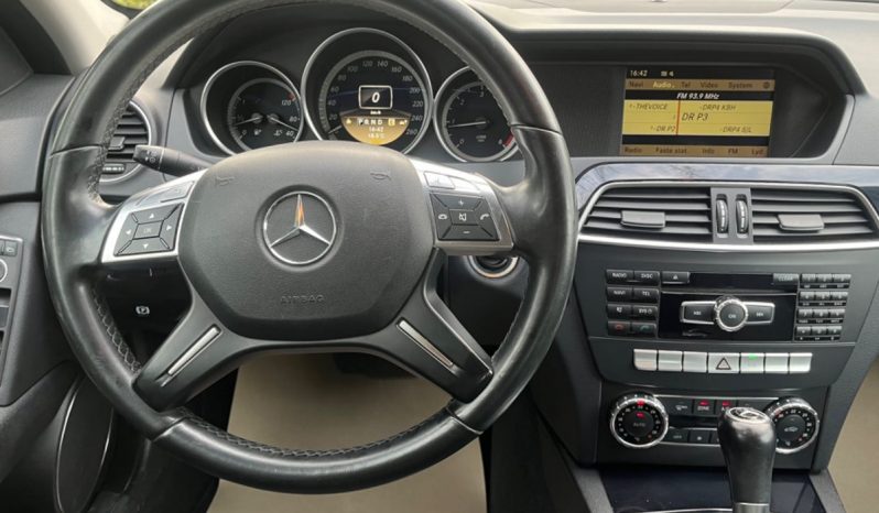 
								Mercedes C220 2,2 CDi stc. aut. BE 5d full									