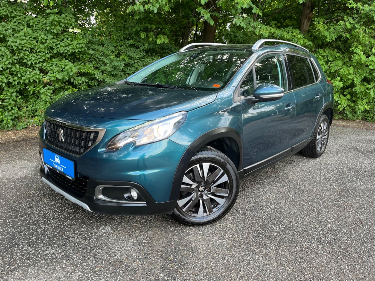 Peugeot 2008 1,2 e-THP 110 Allure Sky 5d