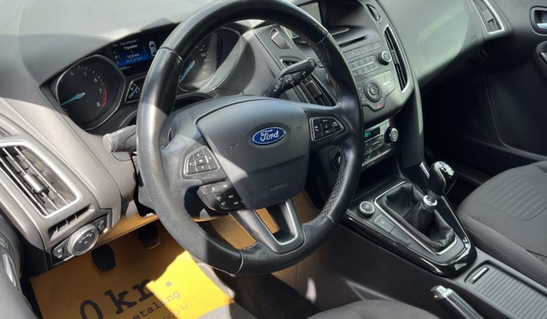 
								Ford Focus 1,0 SCTi 125 Titanium stc. 5d full									