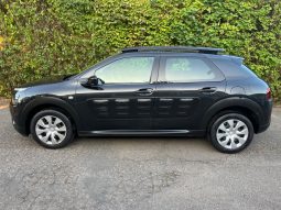 
										Citroën C4 Cactus 1,2 PureTech 82 Shine ETG 5d full									