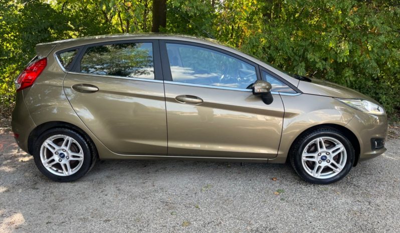 
								Ford Fiesta 1,0 SCTi 100 Titanium 5d full									