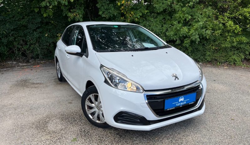 
								Peugeot 208 1,2 VTi 82 Allure 5d full									