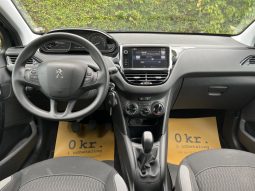 
										Peugeot 208 1,2 VTi 82 Allure 5d full									