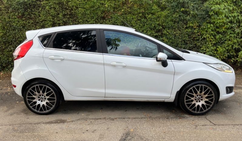 
								Ford Fiesta 1,0 SCTi 125 Titanium 5d full									