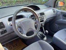 
										Hyundai Matrix 1,6 GL 5d full									