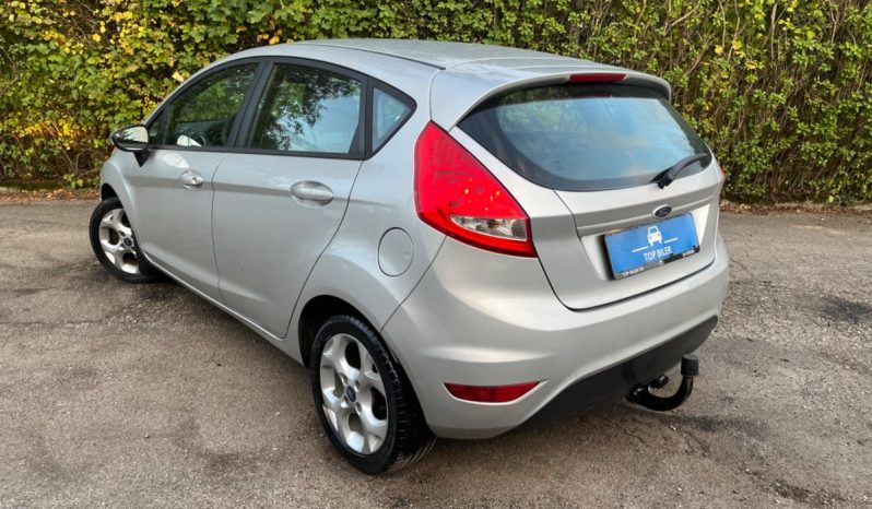 
								Ford Fiesta 1,25 60 Titanium 5d full									