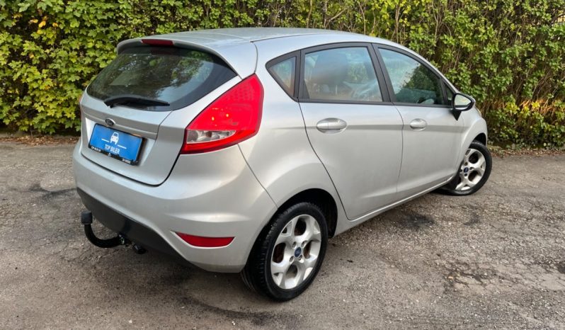 
								Ford Fiesta 1,25 60 Titanium 5d full									