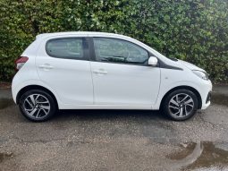 
										Peugeot 108 1,0 e-VTi 72 Allure+ 5d full									