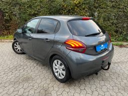 
										Peugeot 208 1,2 VTi 82 Active 5d full									