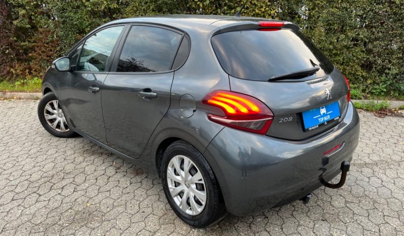 
								Peugeot 208 1,2 VTi 82 Active 5d full									