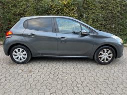 
										Peugeot 208 1,2 VTi 82 Active 5d full									