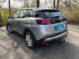 
										Peugeot 3008 1,2 e-THP 130 Allure 5d full									