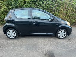 
										Toyota Aygo 1,0 Air+ 5d full									